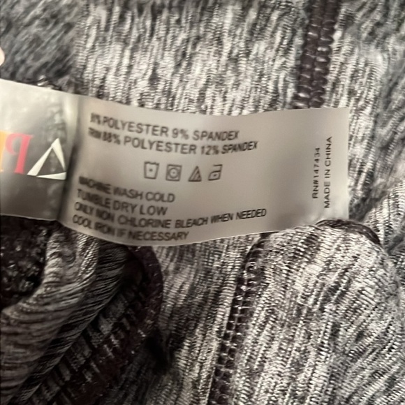 Prism Sport Woman’s Gray Joggers Size Small - Picture 6 of 6